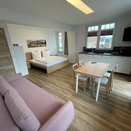 Urlaubshaus-erzgebirge Hotel *