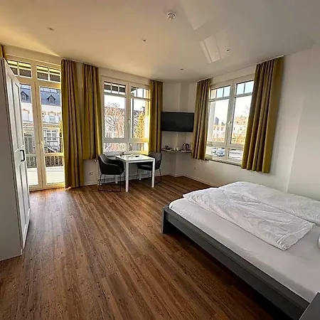 Urlaubshaus-erzgebirge Hotel *